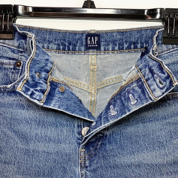 GAP High Rise Bermuda DK Dark Indigo Denim Shorts w/Raw Hem, size 4/27 - Picture 3 of 5